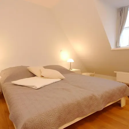 Haus Duenenstrasse 19 * Zingst