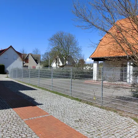 Haus Duenenstrasse 19 Nyaraló *